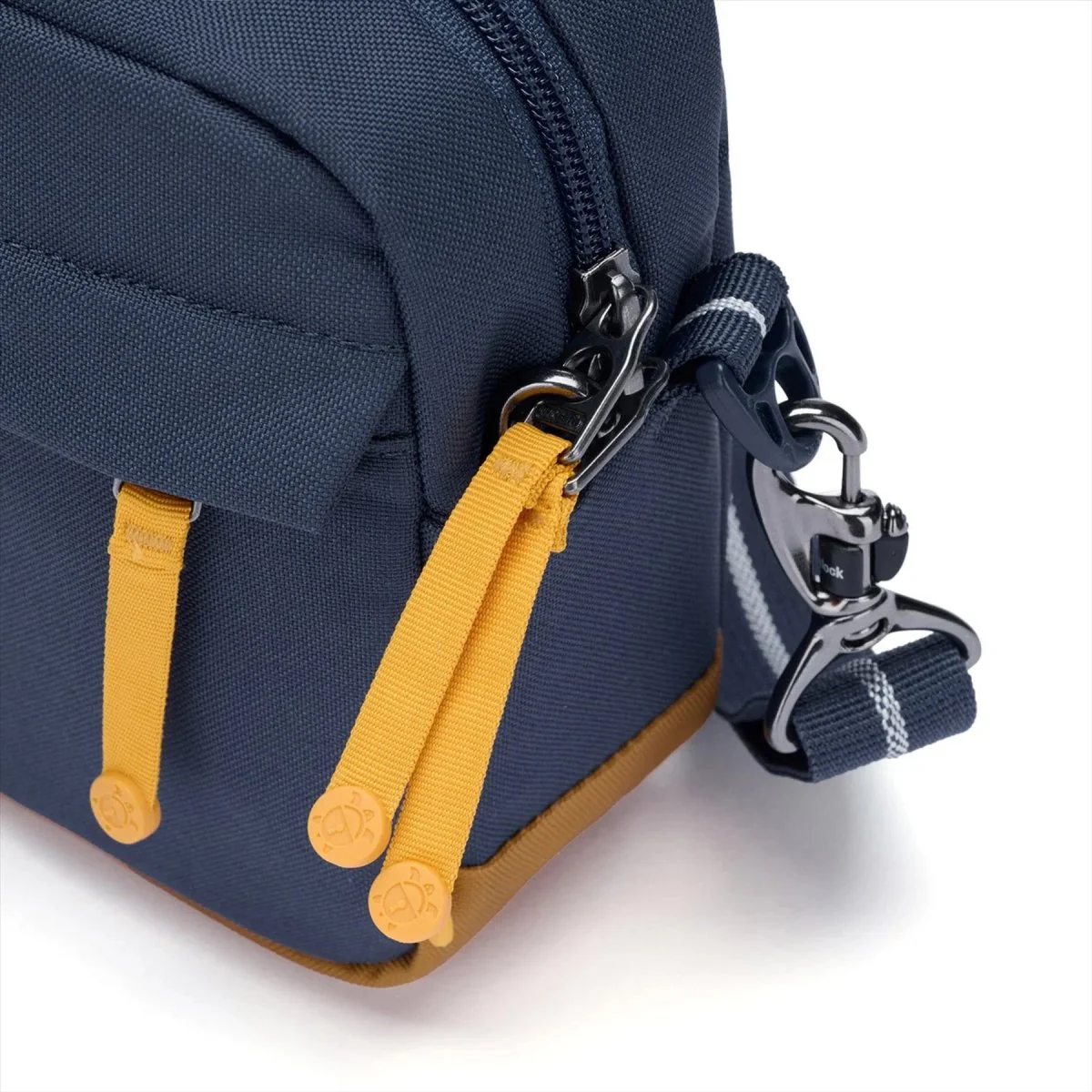 Pacsafe GO Anti Theft CrossBody Bag 2.5L Water Repellent RFID Safe Blocking - Imagen 5