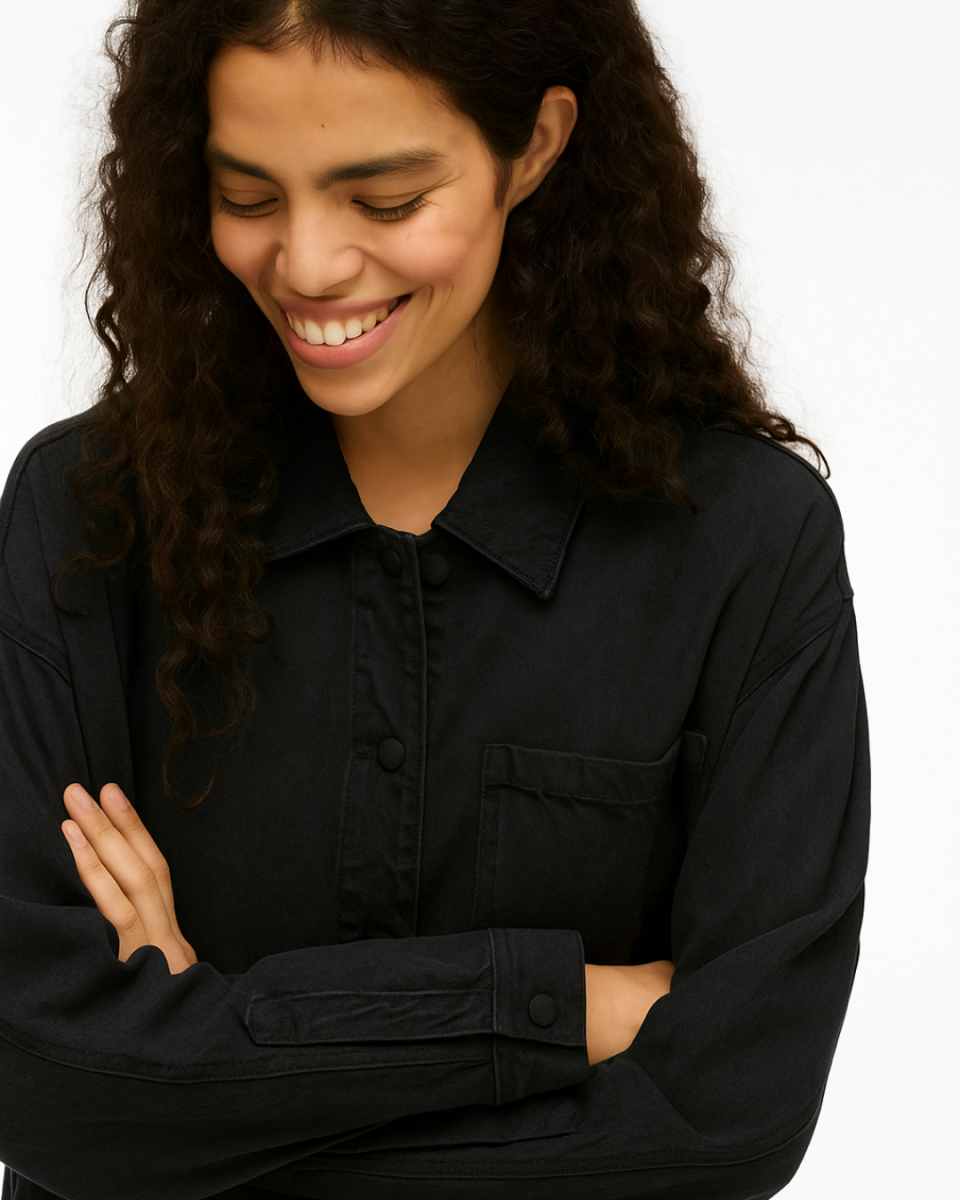 Sobrecamisa Vikiki denim negro – VILA - Imagen 3